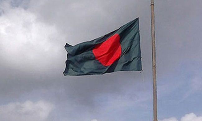 শোক দিবসে জাতীয় পতাকা অর্ধনমিত